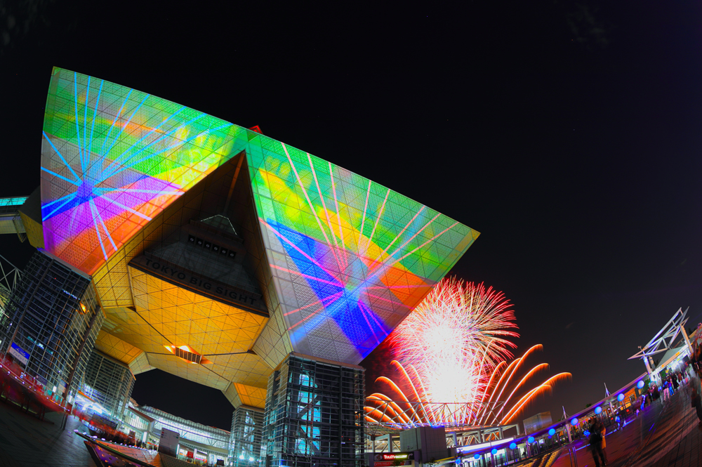 夜空のキャンバス