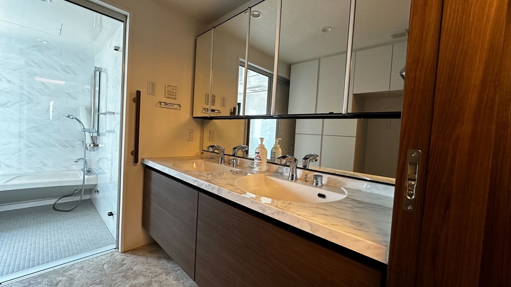 お洒落な集合住宅マンション 画像3