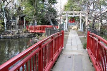 富岡八幡宮境内（七渡神社）