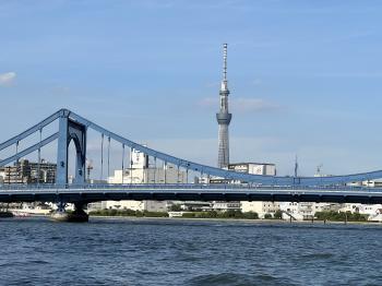 清洲橋(船上より)